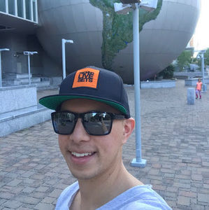 Meet your Posher, Juan